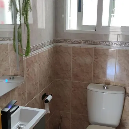 Pool Imbernon בית נופש
